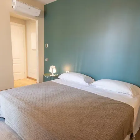 Casa Diverio 4* סטרסה