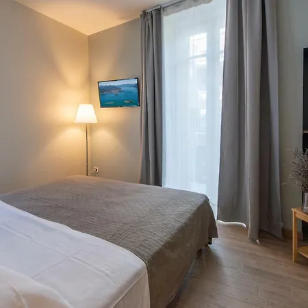 Casa Diverio Hotel apartamentowy Stresa