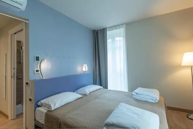 מלון דירות Casa Diverio 4*