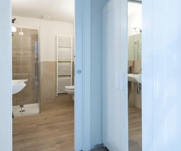 Casa Diverio 4* סטרסה