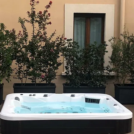 Casa Diverio Aparthotel 4*