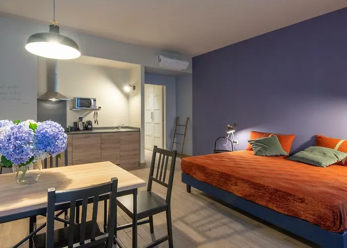 Casa Diverio ستريزا