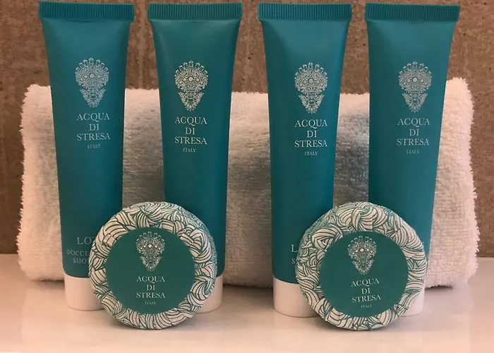 Casa Diverio شقة فندقية ستريزا